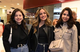 Exposicion Noche de galeria,Shopping Mariscal