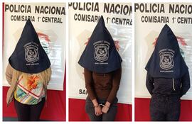 Regina Beatriz Cañiza Pereira, de 48 años, Celia Monserrat Gaona Cañiza, de 25 años, y Francisca Noemí Gaona Cañiza, de 27 años, aprehendidas tras presunto intento de robo en supermercado de San Lorenzo.