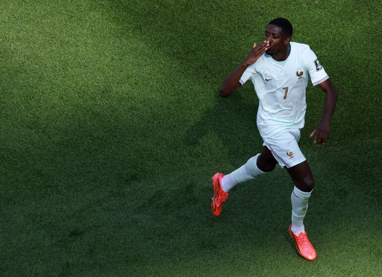 Ousmane Dembélé de Francia celebra tras anotar el gol del 2-0 durante el partido de cuartos de final de la Copa Mundial de la FIFA 2026 entre Francia y Marruecos, en Boston, EE. UU..