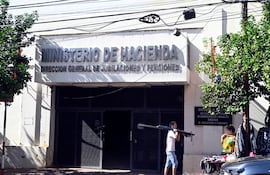 Sede de la Dirección General de Jubilaciones, dependiente del Ministerio de Economía y Finanzas (antes Ministerio de Hacienda).