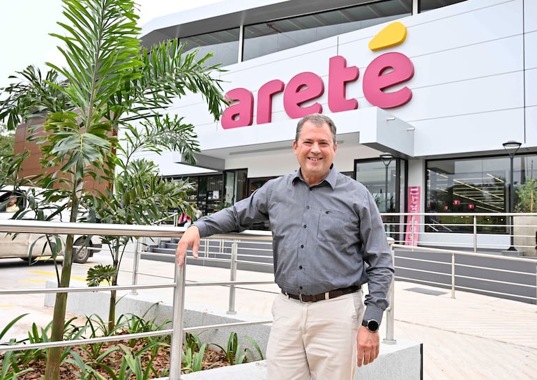 Paul Grimm, gerente de Relaciones Institucionales de Areté Supermercados y Casa Rica.