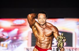 El paraguayo Bruno "Samurái" Benítez, con otro overall.