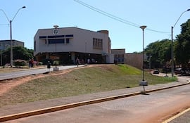 Pacientes denuncian que la falta de turnos para colonoscopía podría obedecer a negocios externos.