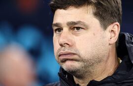 (FILES) Chelsea's Argentinian head coach Mauricio Pochettino reacts during the English Premier League football match between Manchester City and Chelsea at the Etihad Stadium in Manchester, north west England, on February 17, 2024. Mauricio Pochettino has left Chelsea after just one season in charge, the Premier League club announced on May 21, 2024. "Chelsea FC can confirm that the club and Mauricio Pochettino have mutually agreed to part ways," Chelsea said in a statement. (Photo by Darren Staples / AFP)