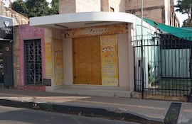 Fachada de Sosa Joyas, en la ciudad de Luque, donde se registró un hurto agravado.