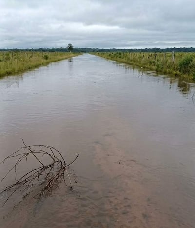 Dr. Bottrell queda prácticamente aislado por inundación de caminos tras las lluvias.