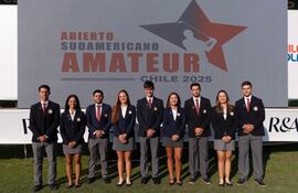 Los golfistas amateur que disputan el Abierto Sudamericano de Golf en Santiago, desde ayer.