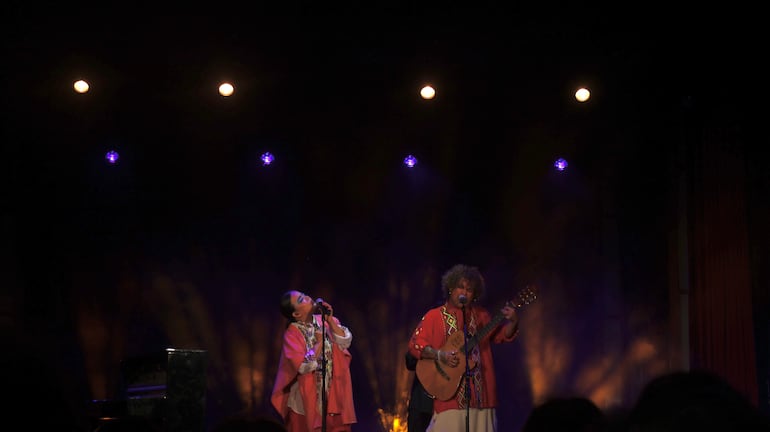 Purahéi Soul partió rumbo a Estados Unidos: ¿himno en guaraní y atuendo artesanal? - Música