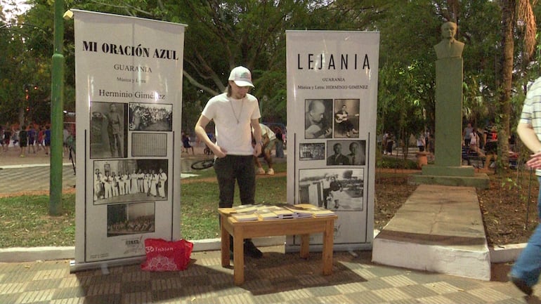Durante la reinauguración de la plaza, también se instaló un espacio para recordar el músico Herminio Giménez.