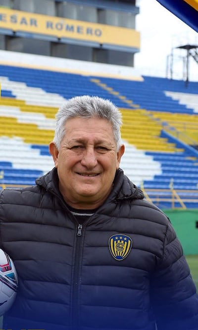 Julio César Romero Insfrán (65 años), el popular Romerito, máximo ídolo del Sportivo Luqueño.