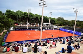 La cancha central del complejo de Rakiura donde se desarrollarán los juegos principales del ATP Challenger 75 Paraguay Open.