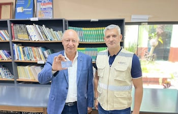 Óscar Cabrera (ANR), intendente de Guarambaré y Félix Jiménez, titular de la Agencia Nacional de Tránsito.