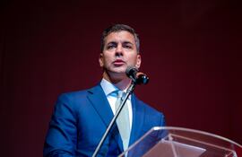 Santiago Peña, Presidente de la República.