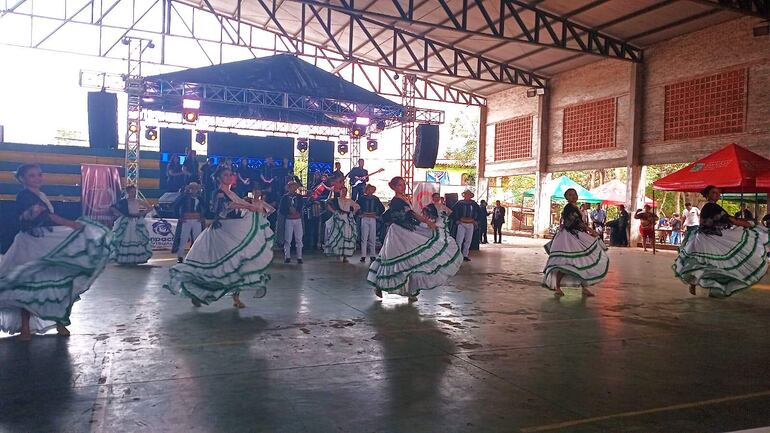 Varias delegaciones de danzas participarán en el festival de la Frazada de Trapo en Carapeguá.