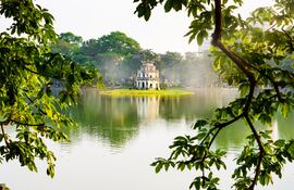 Lago de Hoan Kiem de Hanoi en Vietnam.