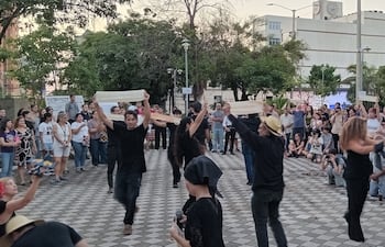 Acto contra el stronismo.