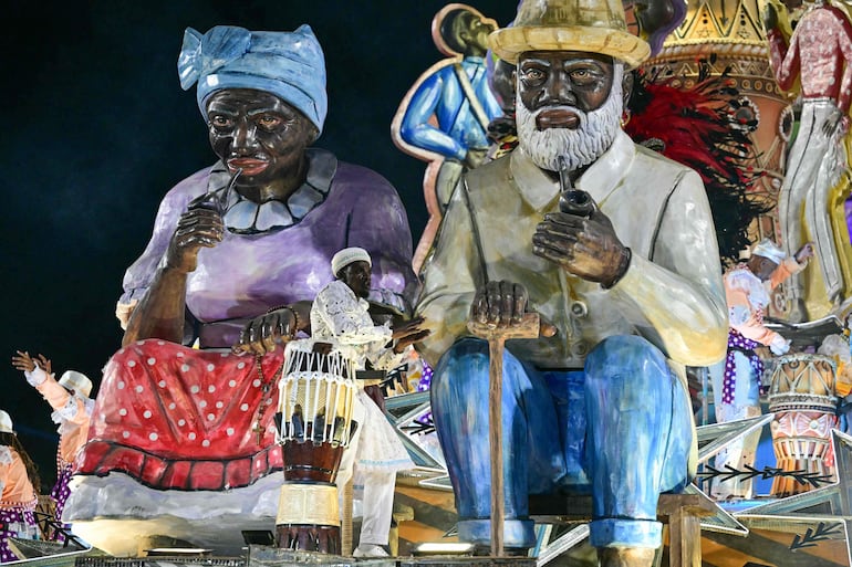 Una de las carrozas de Vila Isabel en el carnaval de Río de Janeiro.