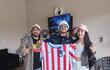 Chabely Fretes y Meno Fernández estrenaron Arriba Paraguay, un himno cargado de emoción, orgullo y esperanza que acompaña el sueño albirrojo rumbo al Mundial 2026.
