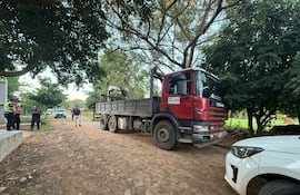 El camión Scania fue abandonado unos kilómetros más adelante del lugar de donde fue robado.