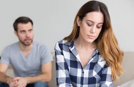 Señales de que tu pareja te usa como terapeuta.