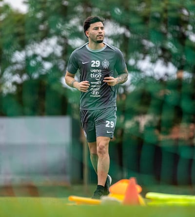 El extremo de Olimpia, Iván Ezequiel Leguizamón (24 años) cumpliendo la etapa final de su recuperación,
