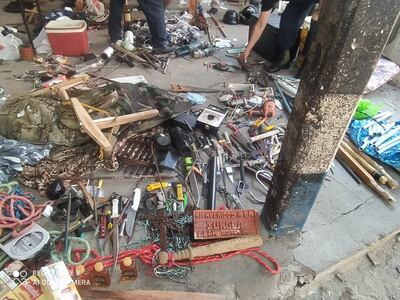 Armas incautadas en una nueva requisa en el penal de Tacumbú.
