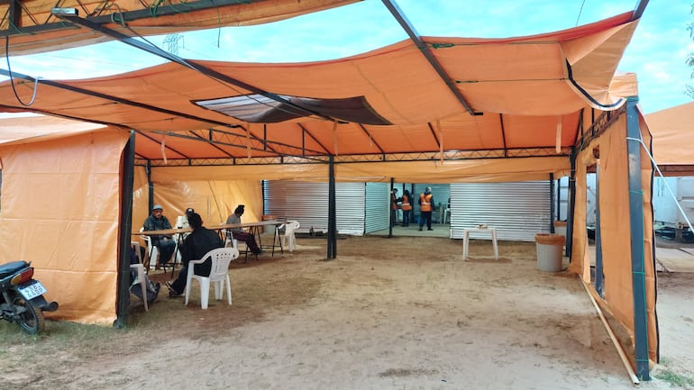 El albergue de la Secretaría de Emergencia Nacional en la Costanera de Asunción brindó abrigo a 31personas anoche.