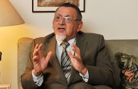 Tadeo Zarratea, ex senador, escritor y actual presidente de la Academia de la Lengua Guaraní. Foto: archivo.