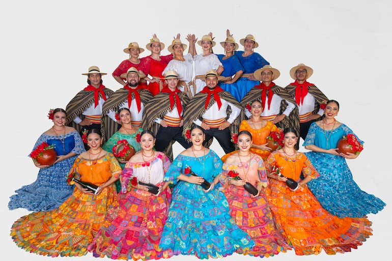 Las Paraguayas y el Ballet Angatupyry ya están ensayando para lo que será la presentación en la séptima luna del festival.
