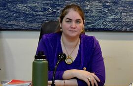 Diana Carvallo Estigarribia, jueza penal de garantías, decretó la prisión preventiva de un chofer de Bolt procesado por lesión grave. Según la imputación, agredió a un pasajero con un destornillador.