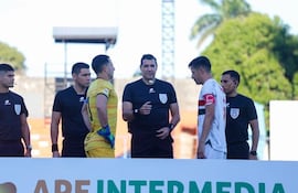 Los árbitros designados para la sexta ronda de la División Intermedia