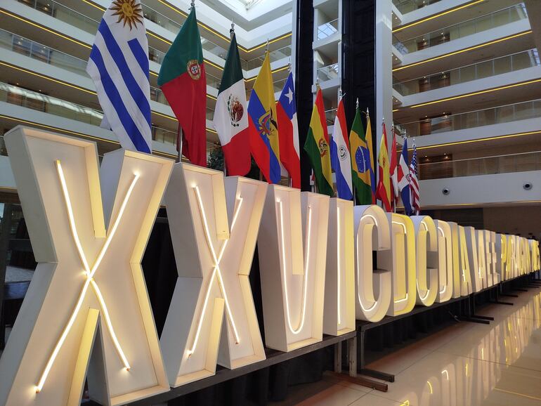 La conferencia se lleva a cabo del 22 al 26 de septiembre en Asunción y tiene como participantes a 15 delegaciones que componen la Asociación de Colegios de Defensa Iberoamericanos (ACDIA).