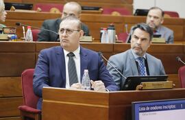 Organizaciones no gubernamentales celebraron como un logro ciudadano el desafuero de Erico Galeano del Senado.