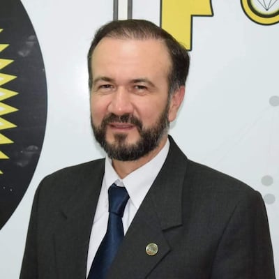 Julio César Mendoza Aquino, candidato a contralor y subcontralor general de la República.