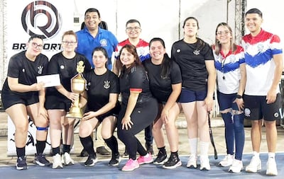 Se va cerrando el año escolar y con ello también se baja el telón a las competencias deportivas y culturales