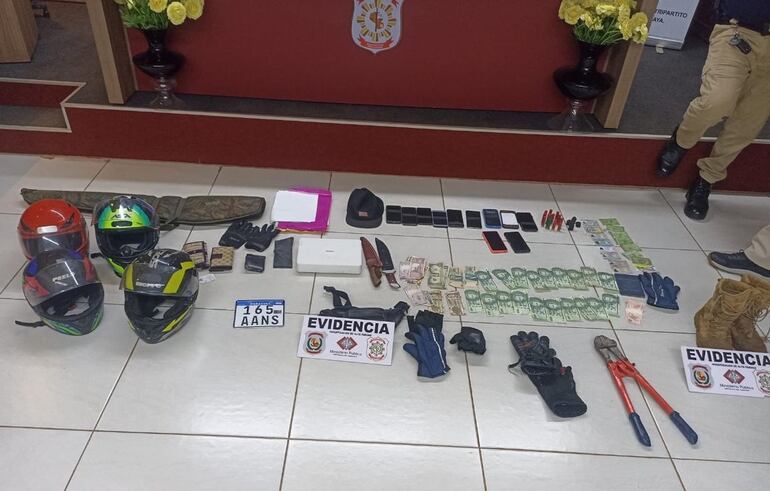 Las evidencias incautadas durante los allanamientos.