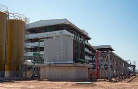 Industria Aceitera Pioneros del Chaco SA. Erigirla involucró una inversión total de US$ 45 millones para dar forma a un complejo industrial único.