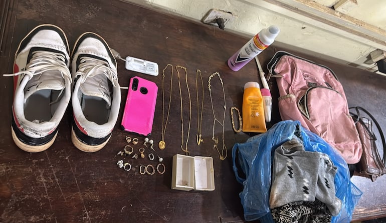 Los objetos robados fueron recuperados por la Policía.