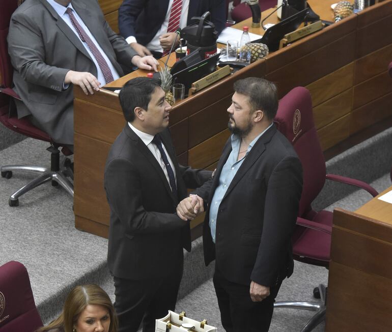 Eduardo Nakayama y Colym Soroka. 