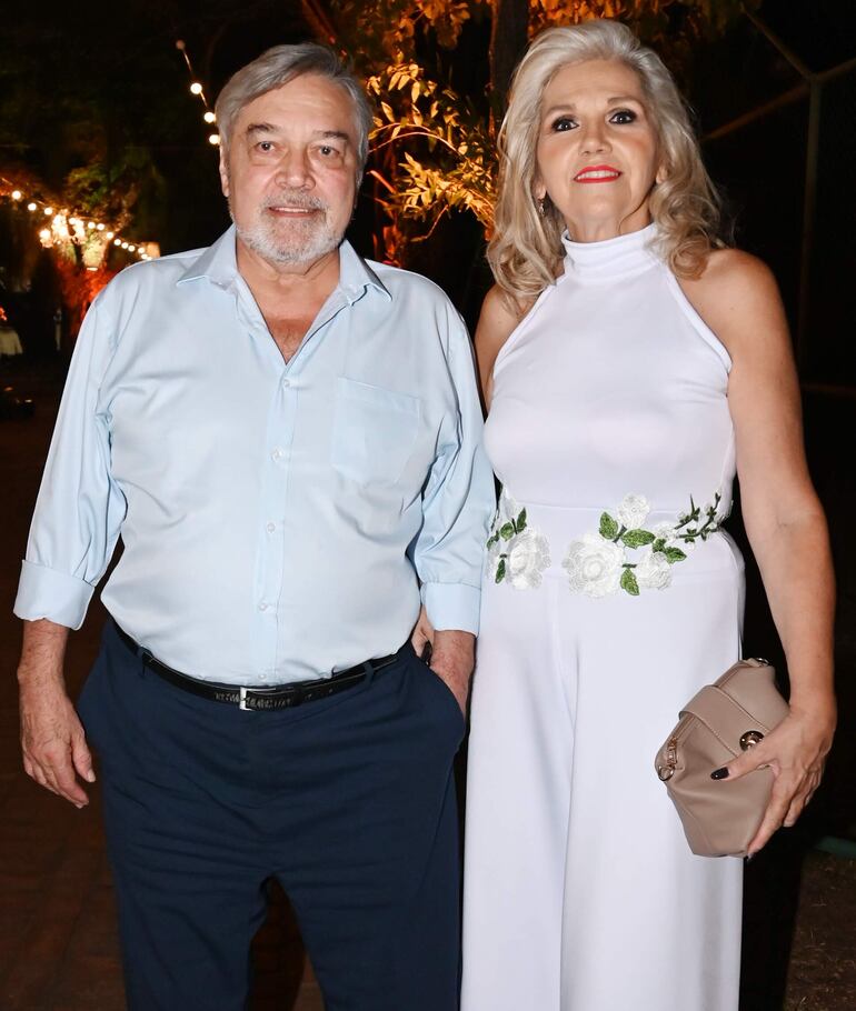Carlos Sosa Jovellanos y Margarita Domaniczky.