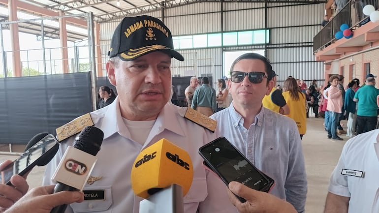 Comandante de la Armada Almirante Cristian Rotela.