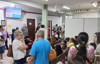 Imágenes del Hospital de Villa Elisa esta mañana.