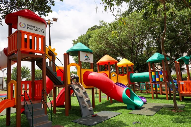 Parte de las obras inauguradas por la Itaipú Binacional en Ciudad del Est