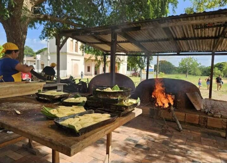 El tradicional chipa apó se preparará en la exestación del tren como parte de la programación oficial.