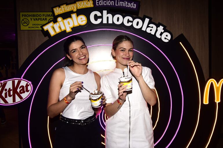 Invitados especiales disfrutaron del exquisito sabor del nuevo postre de McDonald's.