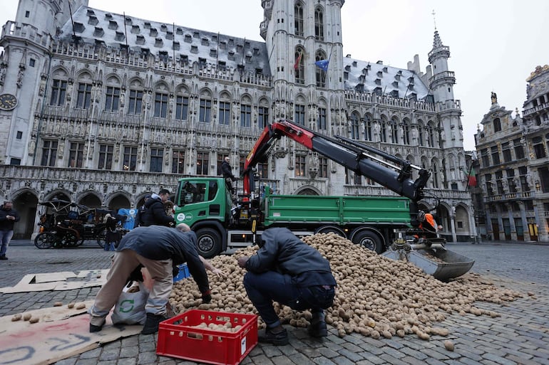 /pf/resources/images/abc-placeholder.png?d=2419