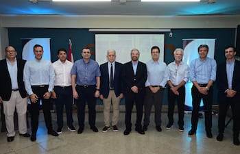 Miembros de la Comisión Directiva. Diego Lovera, Carlos Martinetti, Didier Arias, Armin Hanher, Victor Servín, Miguel Carrizosa, Juan Pecci, Camilo Carrizosa, Lucilo Fernández y Camilo José Carrizosa.