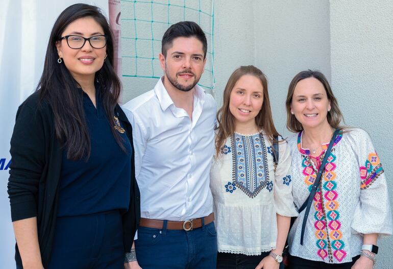  Rossana Espinola, Jose Daglio, Patricia Lacasa y Valeria Ricciardi.