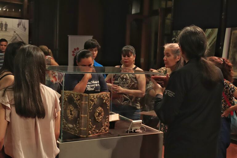 /pf/resources/images/abc-placeholder.png?d=2389