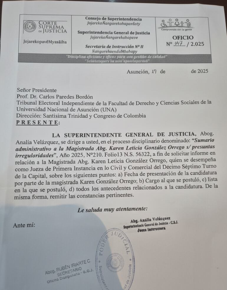 Nota remitida por la Superintendencia al profesor Carlos Paredes Bordón, miembro del TEI de Derecho UNA.